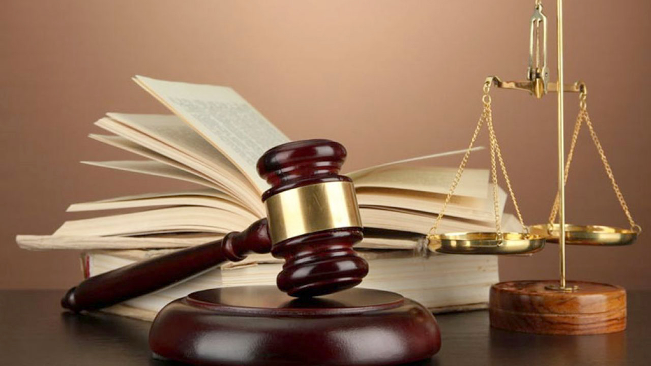 career-llb-img-max-1